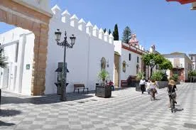 Tomares